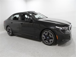 Used 2025 BMW i5 xDrive40 w/ M Sport Package image 1