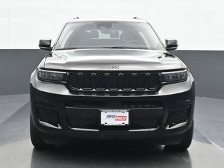 Used 2024 Jeep Grand Cherokee L Laredo image 1