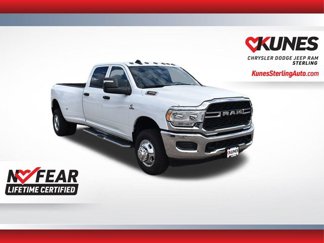 New 2024 RAM 3500 Tradesman w/ Chrome Appearance Group image 1