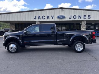 New 2025 Ford F450 Platinum w/ FX4 Off-Road Package image 1