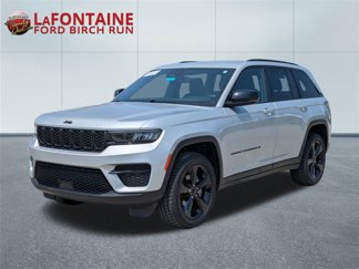 Used 2024 Jeep Grand Cherokee Altitude image 1