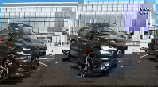Used 2025 Volvo S60 B5 Plus image 1