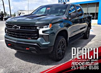 New 2025 Chevrolet Silverado 1500 LT Trail Boss w/ Convenience Package II image 1