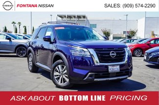 Certified 2023 Nissan Pathfinder SL image 1