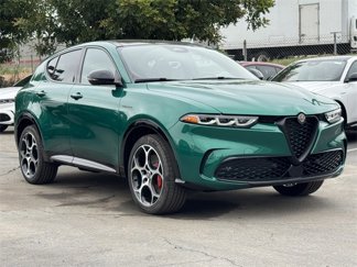 New 2025 Alfa Romeo Tonale w/ Premium Package image 1