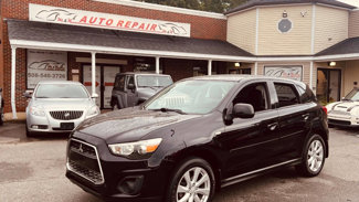 Used 2014 Mitsubishi Outlander Sport ES image 1