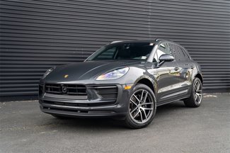 Used 2025 Porsche Macan image 1