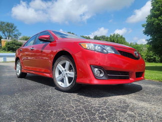 Used 2012 Toyota Camry SE image 1