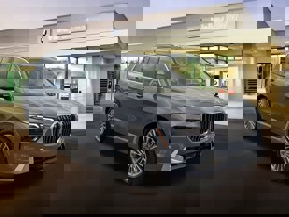 New 2025 BMW X7 xDrive40i image 1