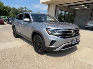 Certified 2022 Volkswagen Atlas Cross Sport SE image 1