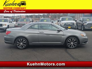 Used 2013 Chrysler 200 S image 1
