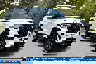 New 2025 Ford Explorer ST image 1