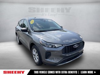 Certified 2025 Ford Escape Active w/ Cold Weather Package image 1
