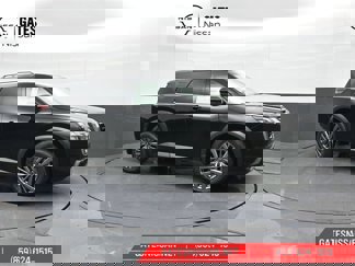 New 2025 Nissan Pathfinder SL image 1