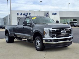 New 2025 Ford F350 XLT image 1
