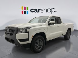 Used 2025 Nissan Frontier SV image 1