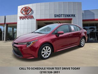 Used 2025 Toyota Corolla LE image 1