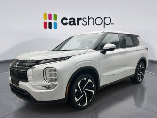 Used 2022 Mitsubishi Outlander SE image 1
