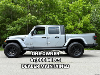 Used 2020 Jeep Gladiator Overland image 1
