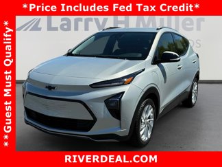 Used 2023 Chevrolet Bolt EUV LT image 1