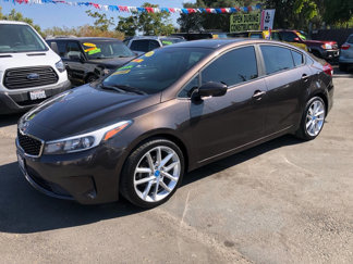 Used 2018 Kia Forte LX image 1