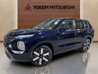 New 2025 Mitsubishi Outlander SE image 1