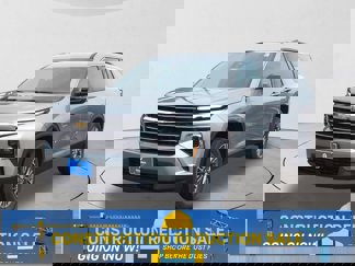 New 2025 Chevrolet Traverse LT image 1