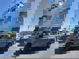 Used 2023 Ford F150 4x4 SuperCrew image 1