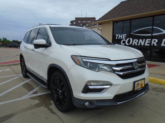 Used 2017 Honda Pilot Touring image 1