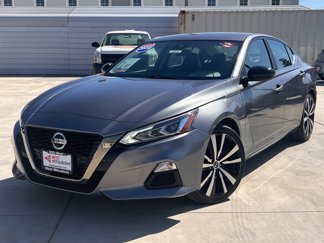 Used 2022 Nissan Altima 2.5 SR image 1