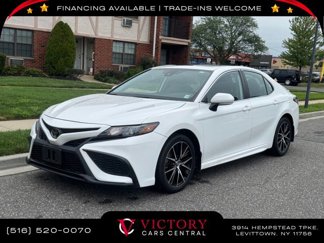 Used 2023 Toyota Camry SE image 1