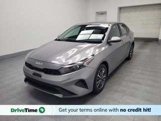 Used 2023 Kia Forte LXS image 1