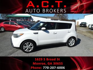Used 2014 Kia Soul + image 1