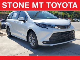 New 2025 Toyota Sienna XLE image 1