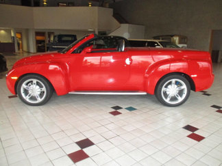 Used 2003 Chevrolet SSR w/ Preferred Equipment Group image 1