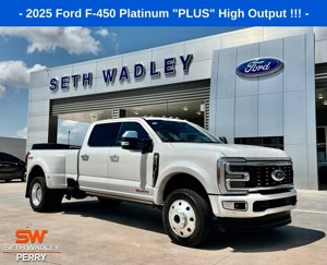 Used 2025 Ford F450 Platinum image 1