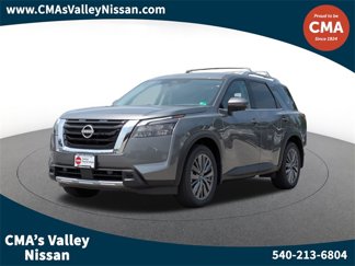 New 2025 Nissan Pathfinder SL image 1