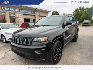Used 2017 Jeep Grand Cherokee Altitude image 1