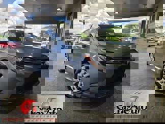 Used 2020 Toyota Corolla LE image 1