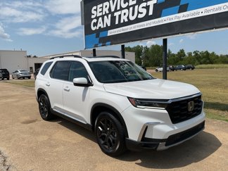 New 2025 Honda Pilot Touring image 1