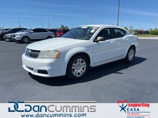 Used 2013 Dodge Avenger SE image 1