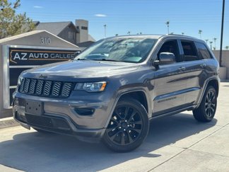 Used 2017 Jeep Grand Cherokee Altitude image 1