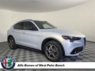 New 2025 Alfa Romeo Stelvio Sprint image 1