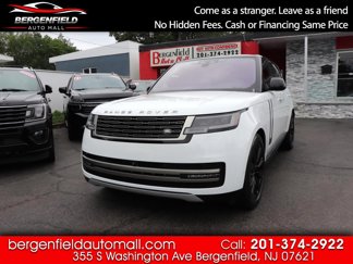 Used 2023 Land Rover Range Rover Long Wheelbase SE image 1