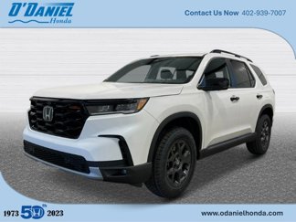 New 2025 Honda Pilot TrailSport image 1