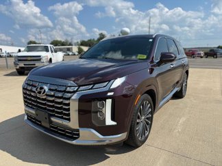 Used 2023 Hyundai Palisade Calligraphy image 1