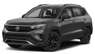 Certified 2022 Volkswagen Taos SE image 1