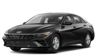 Used 2025 Hyundai Elantra SEL image 1