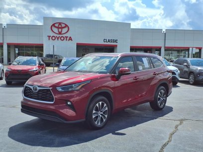 Used 2024 Toyota Highlander XLE