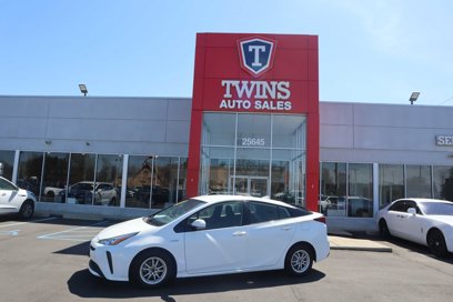 Used 2019 Toyota Prius LE